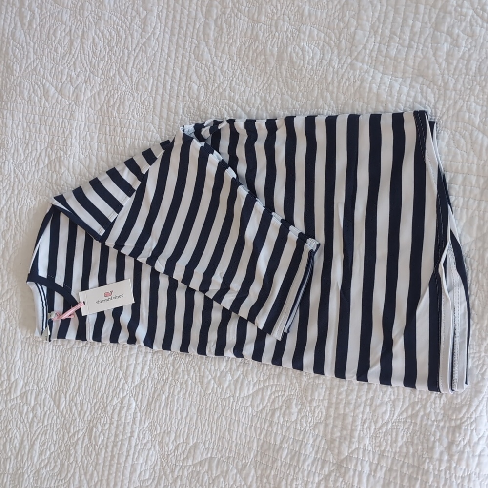 BNWT Vineyard Vines striped tee